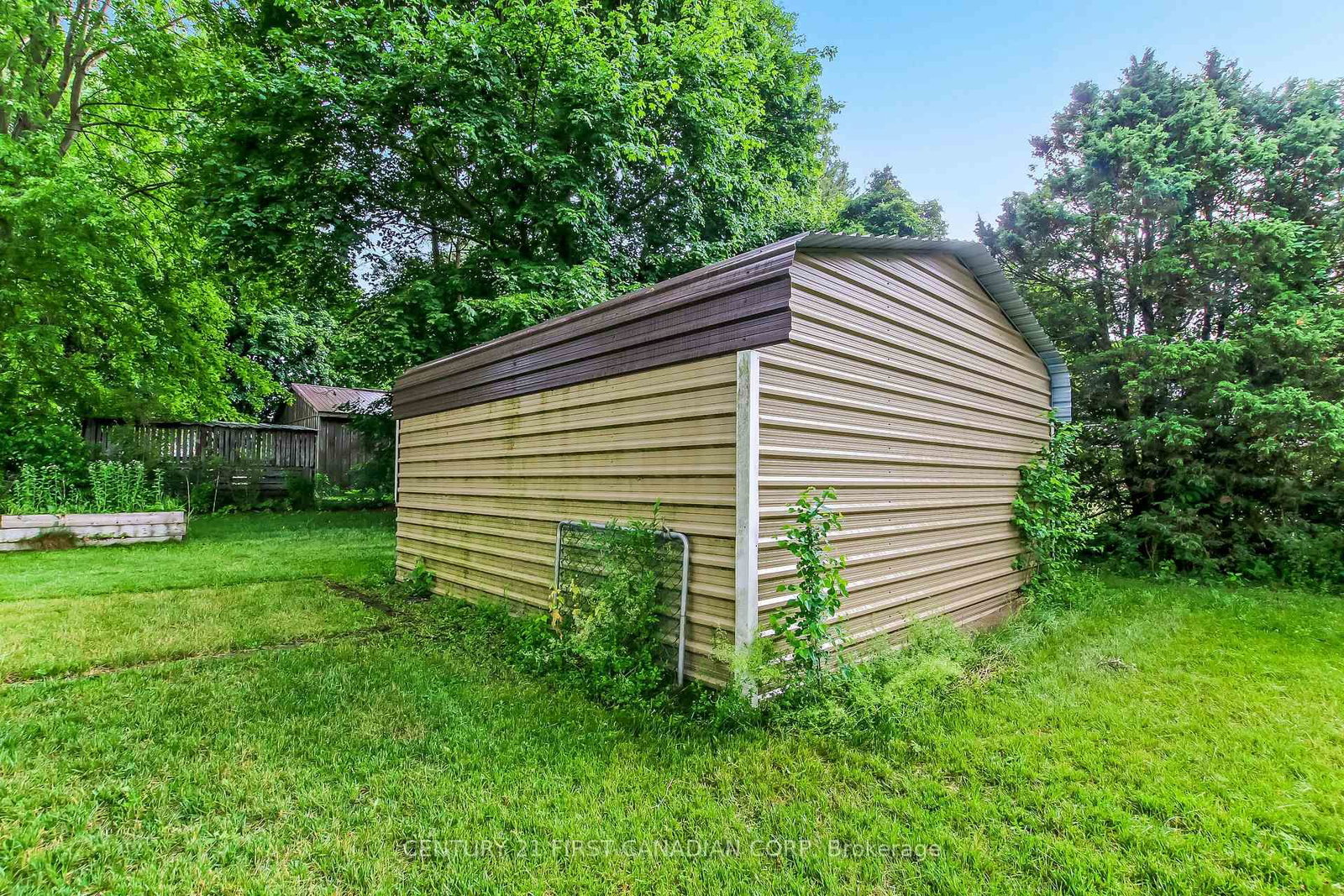 6892 Century Drive • Strathroy-Caradoc, ON photo 28
