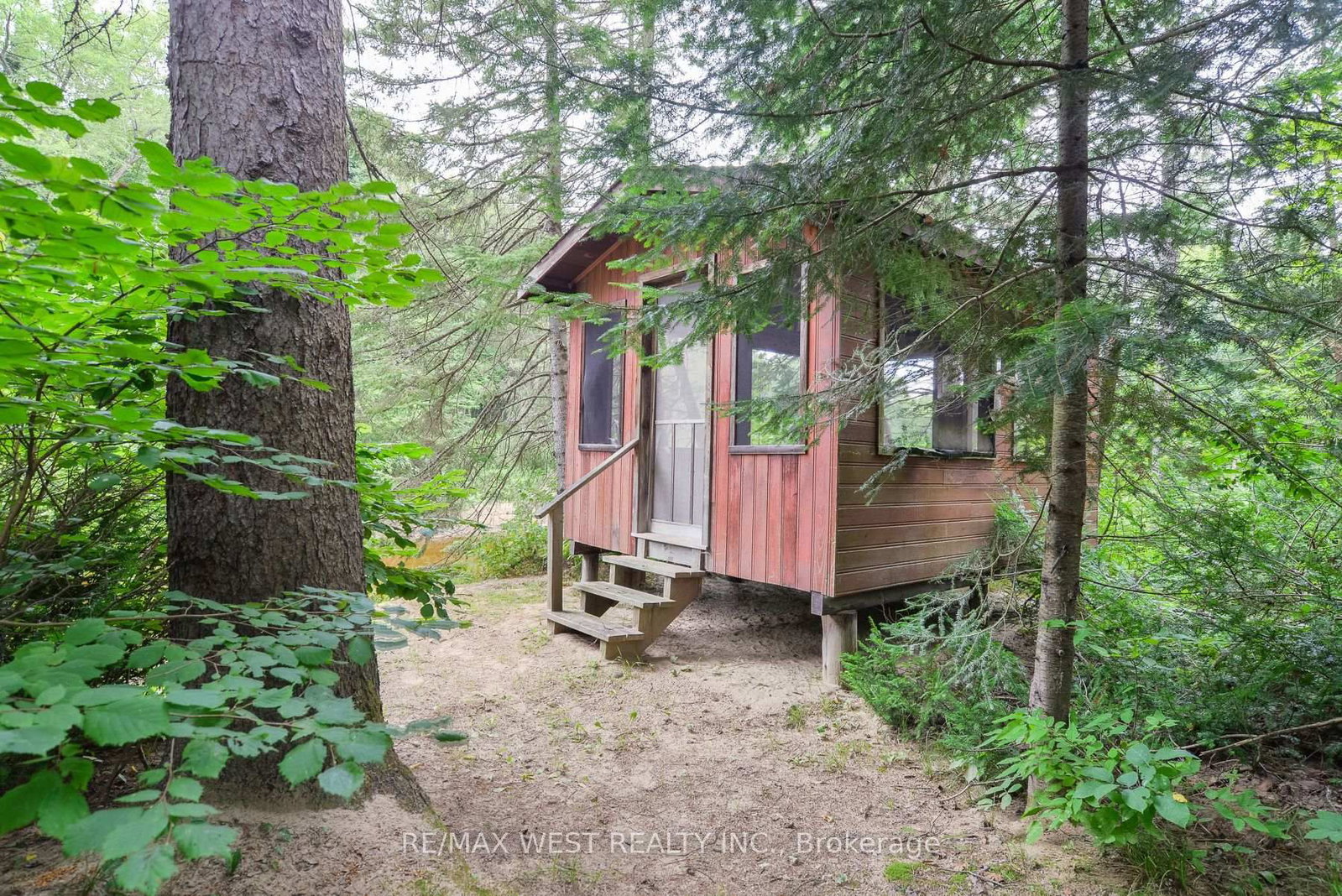 52 Robert Road W • Huntsville, ON photo 10