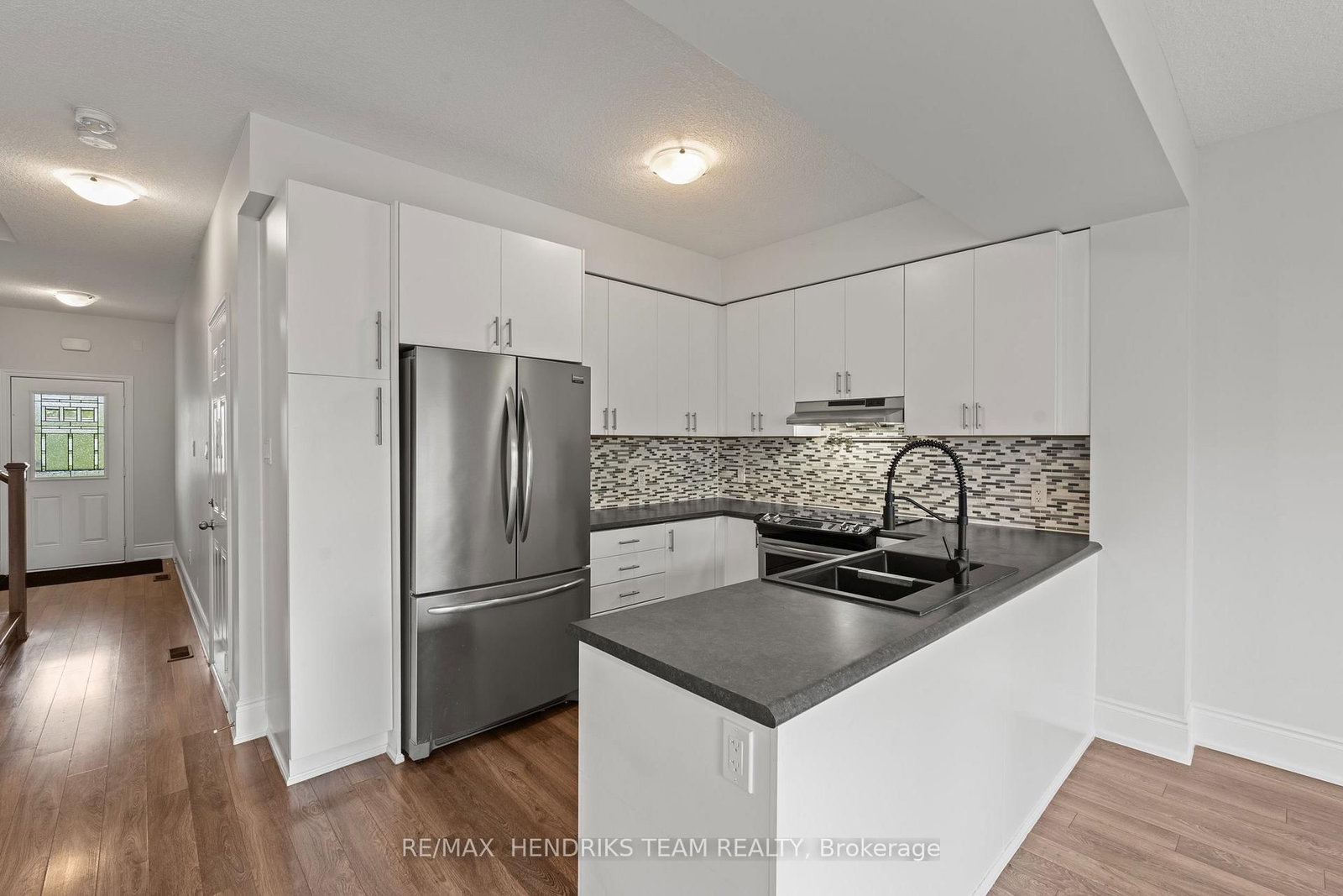 Townhouse for sale at 35 Sunset Way, Thorold, Ontario, L0S 1A0 - Rolling Meadows - MLS: X13718656
