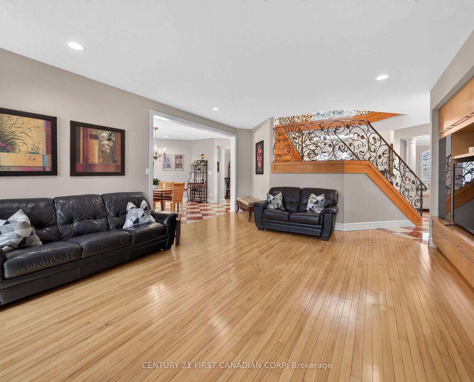 7222 Clayton Walk • #2 • London South, ON photo 10