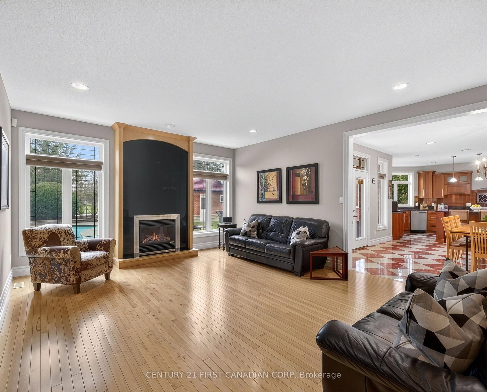 7222 Clayton Walk • #2 • London South, ON photo 9