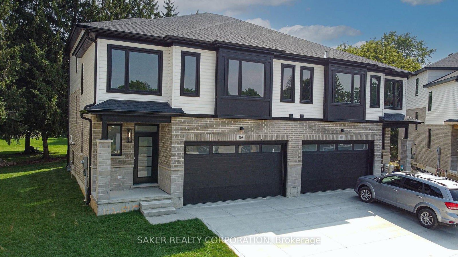 Semi-Detached House for sale at 621 REGENT Street, Strathroy-Caradoc, Ontario, N0L 1W0 - Mount Brydges - MLS: X13718670