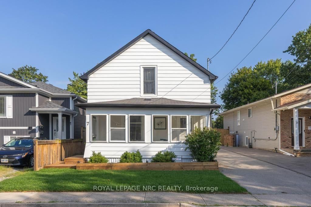 7 Capner Street • St. Catharines, ON photo 1