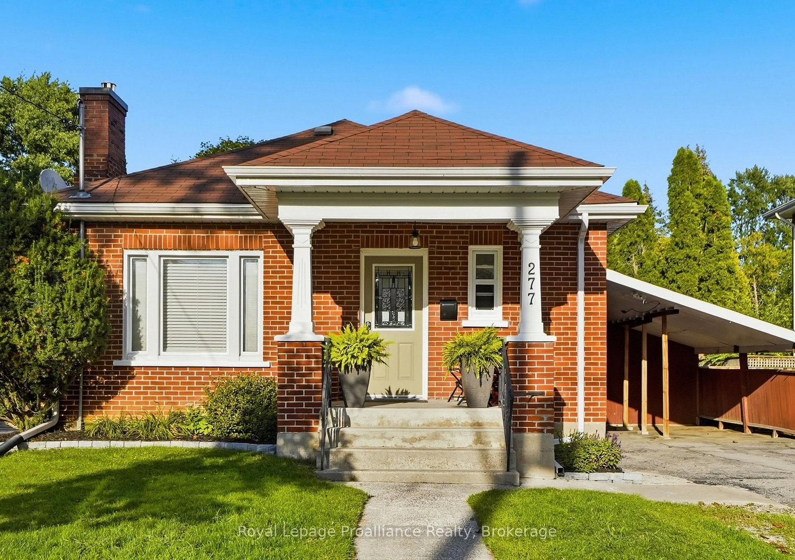 277 Dufferin Avenue • Belleville, ON photo 1