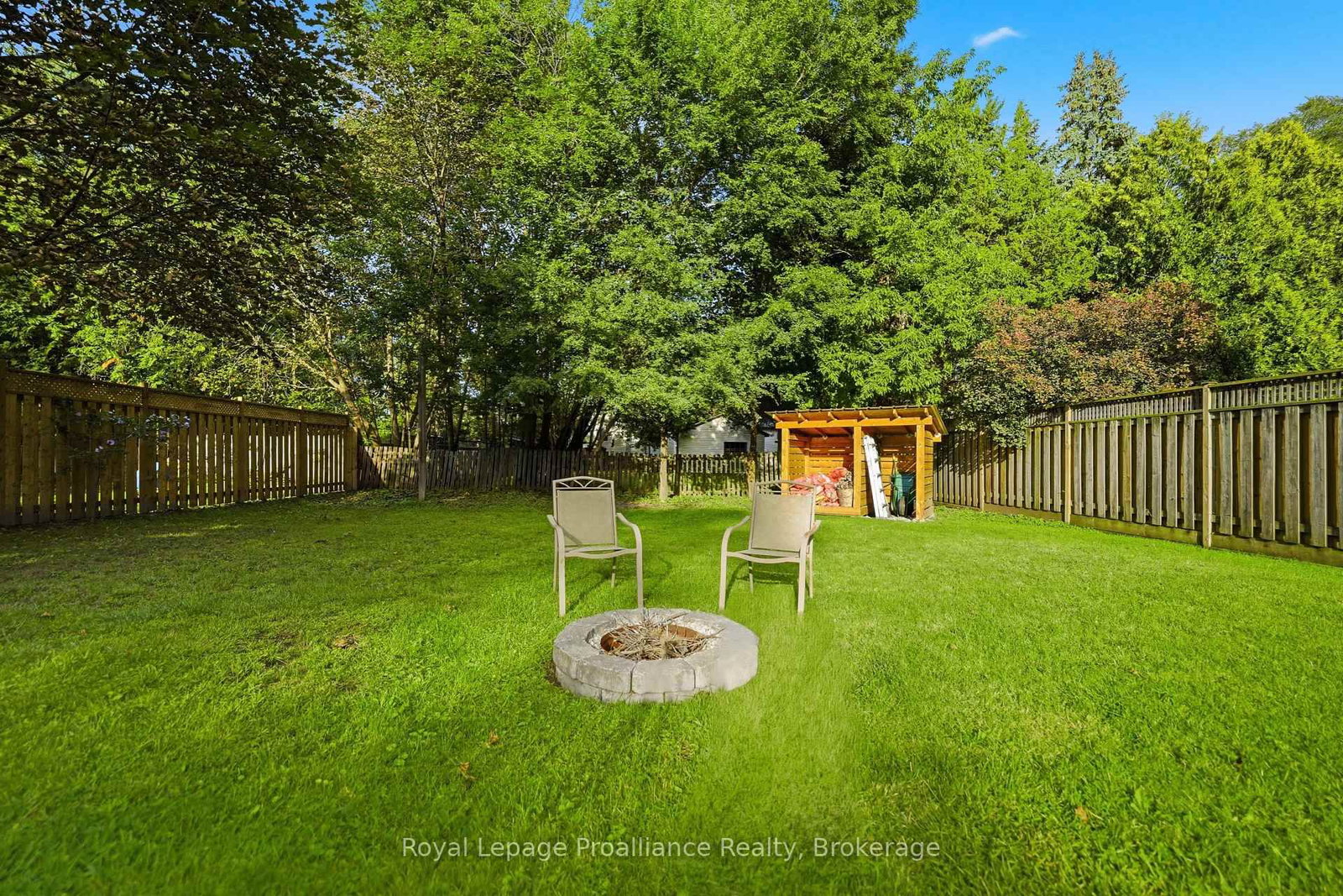 277 Dufferin Avenue • Belleville, ON photo 44