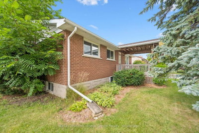 545 Gartshore Street • Centre Wellington, ON photo 4