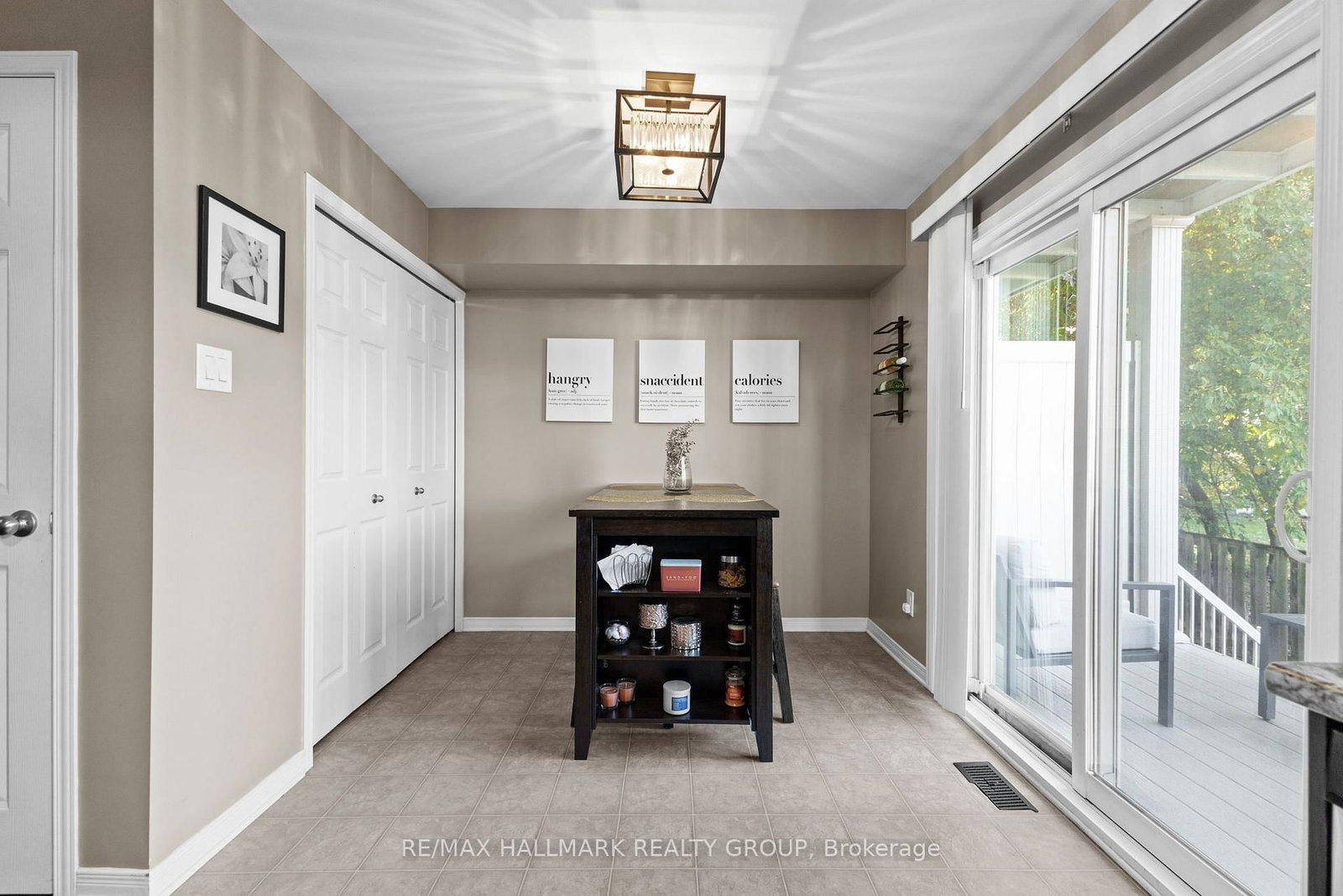 358 Galston Private • Ottawa, ON photo 17