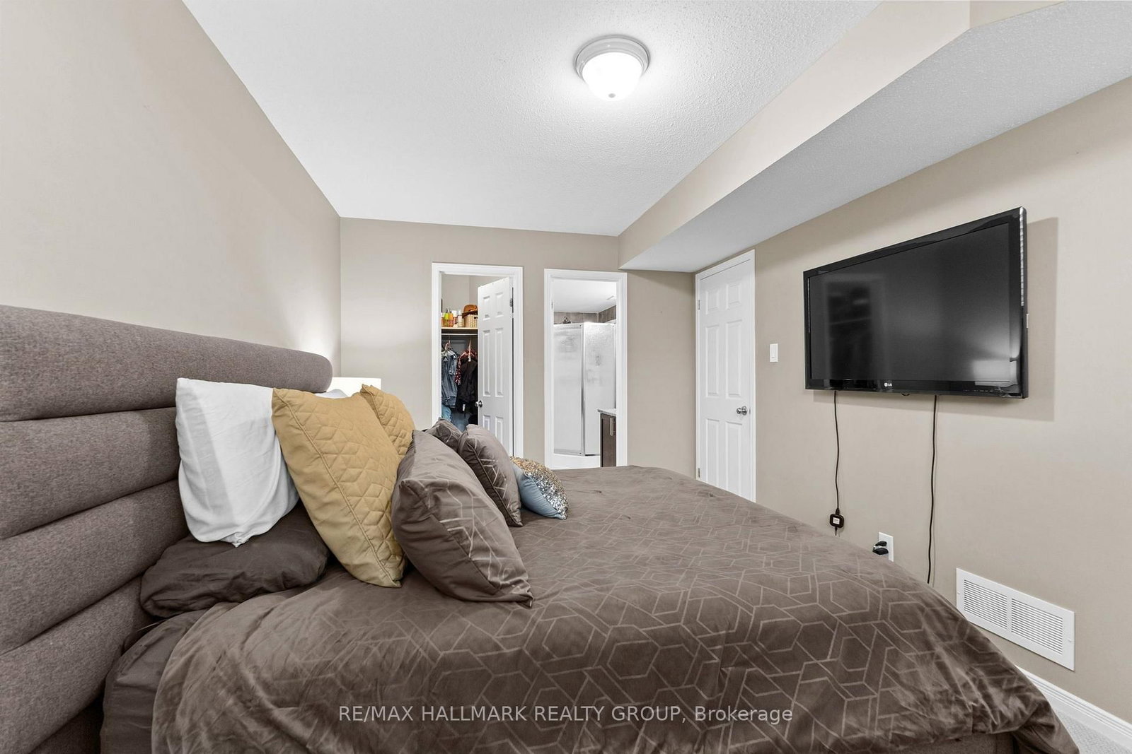 358 Galston Private • Ottawa, ON photo 30