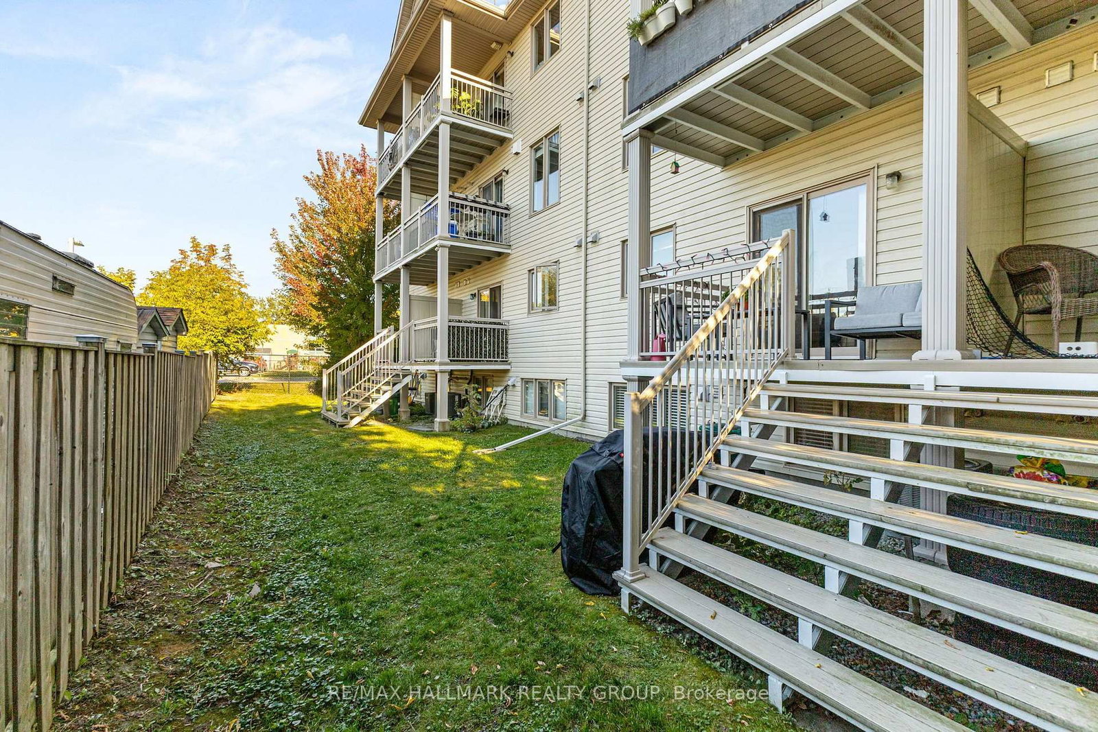 358 Galston Private • Ottawa, ON photo 35