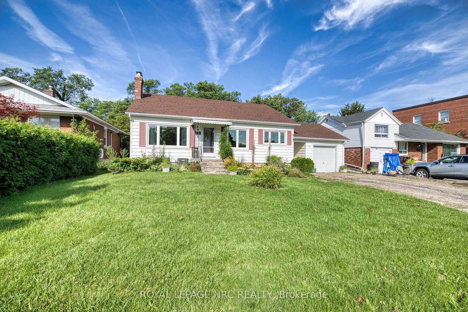 276 Glenridge Avenue • St. Catharines, ON photo 1