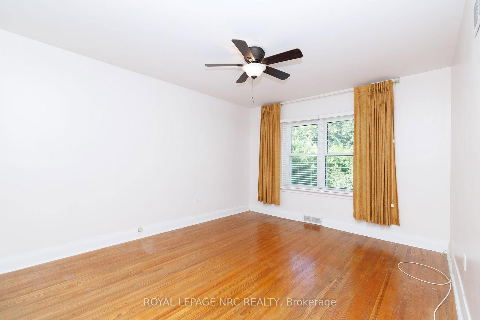 276 Glenridge Avenue • St. Catharines, ON photo 18