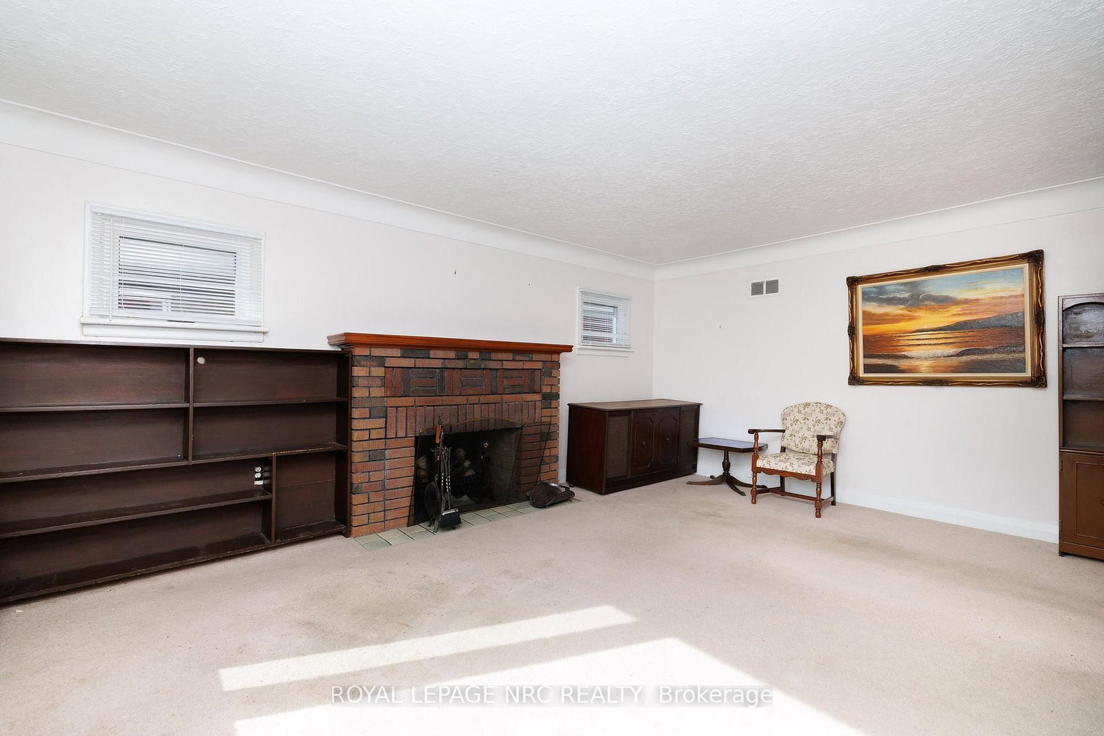 276 Glenridge Avenue • St. Catharines, ON photo 3