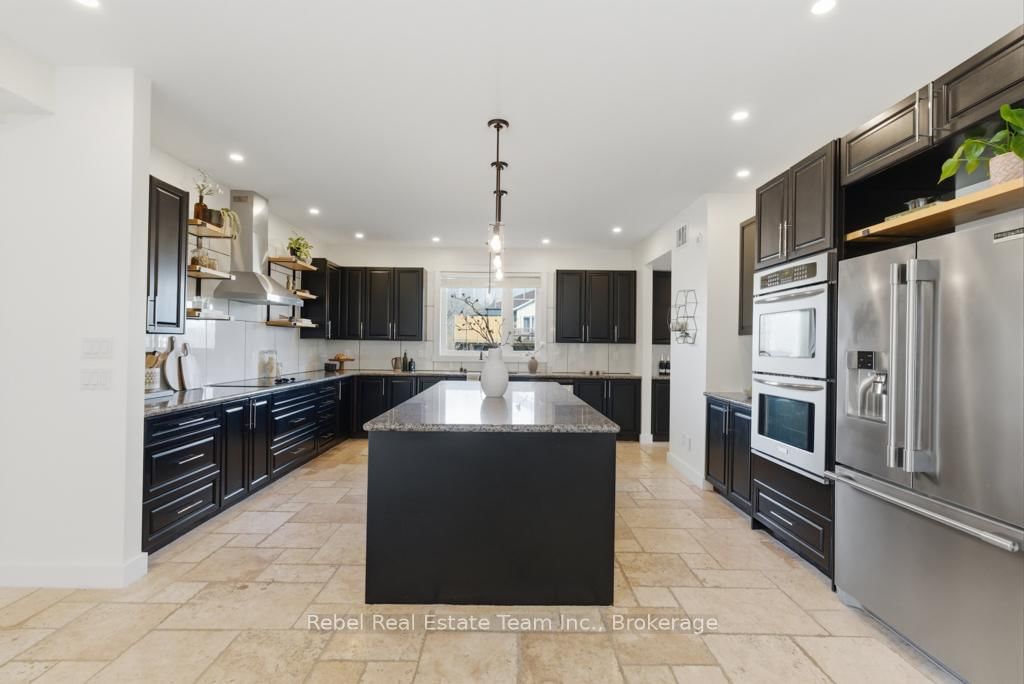 190 Lakeshore Road • Brighton, ON photo 12