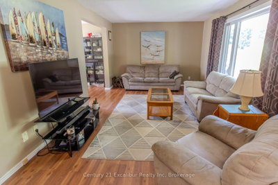 6 Braeside Road • Centre Wellington, ON photo 3