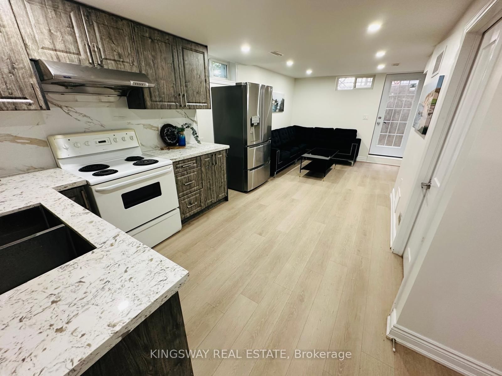 35 Silver Aspen Crescent • Kitchener, ON photo 28