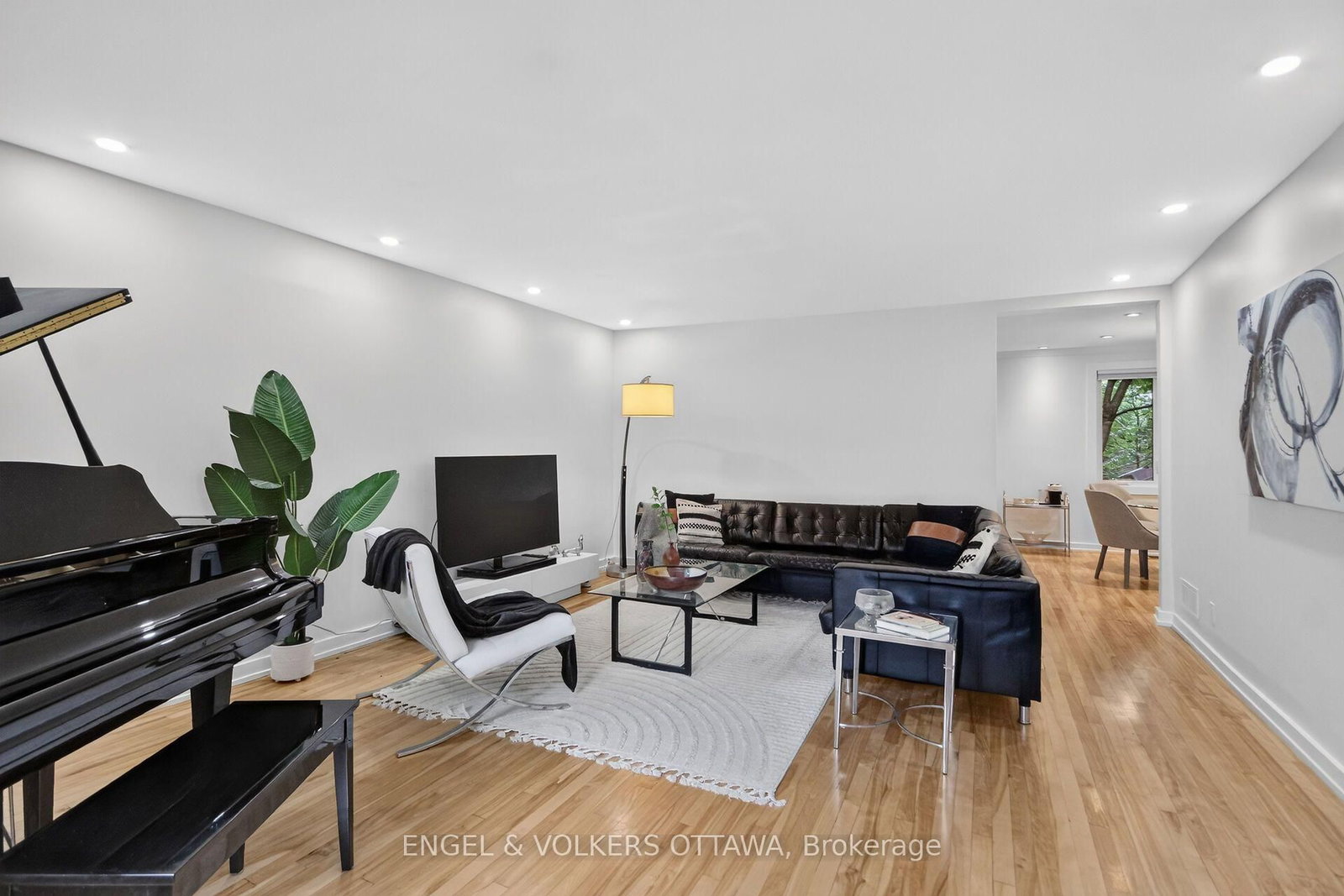 390 Princeton Avenue • Ottawa, ON photo 10