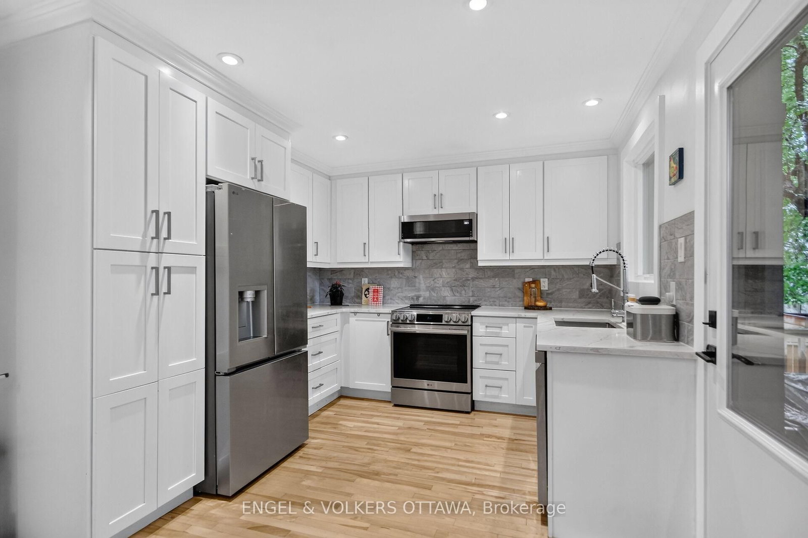 390 Princeton Avenue • Ottawa, ON photo 14