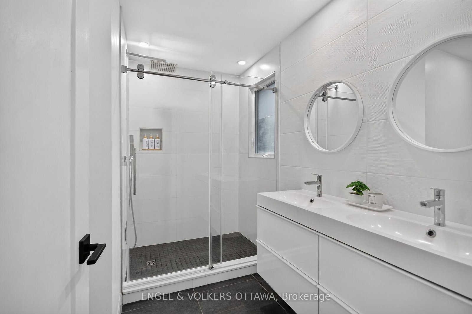 390 Princeton Avenue • Ottawa, ON photo 25