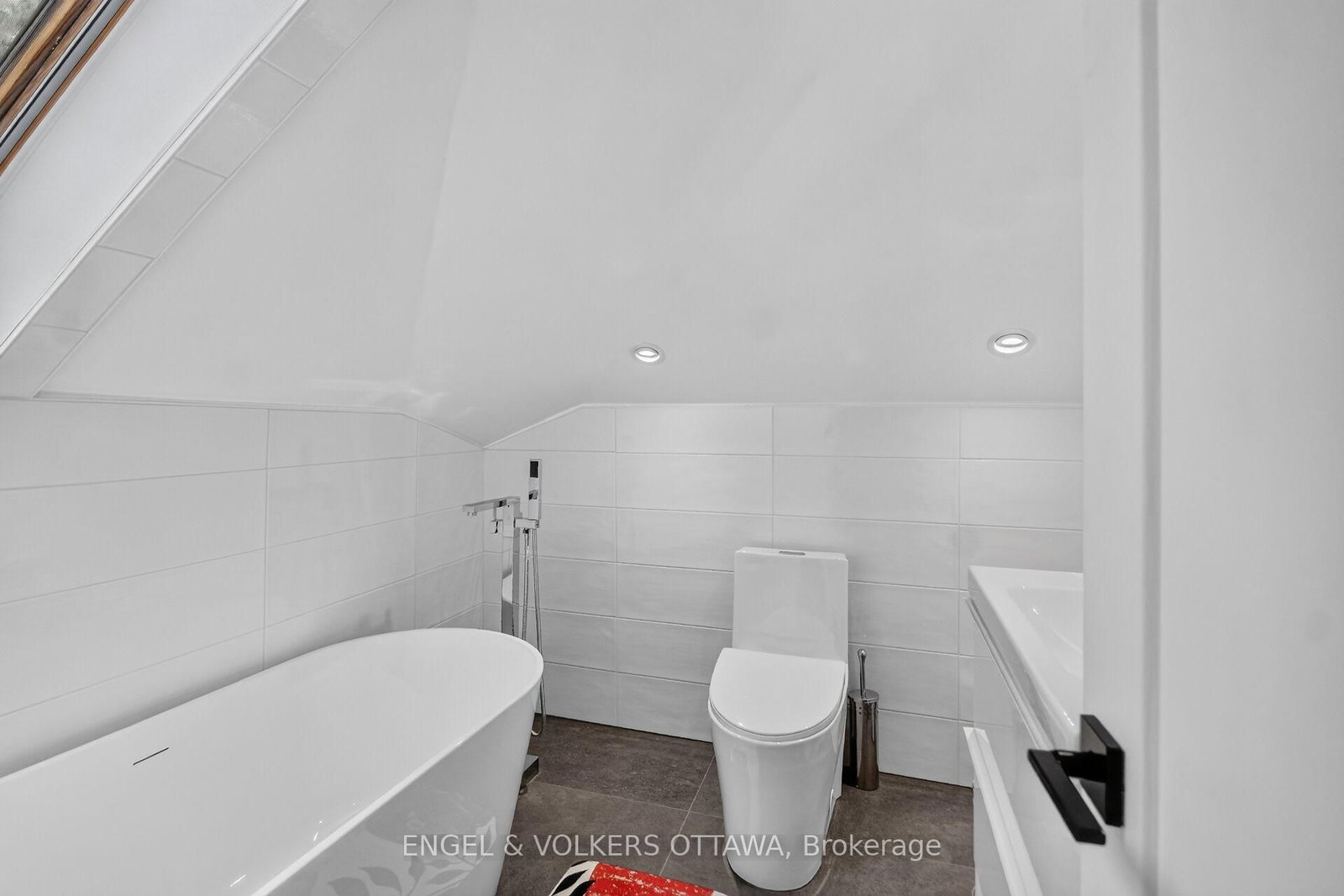 390 Princeton Avenue • Ottawa, ON photo 36