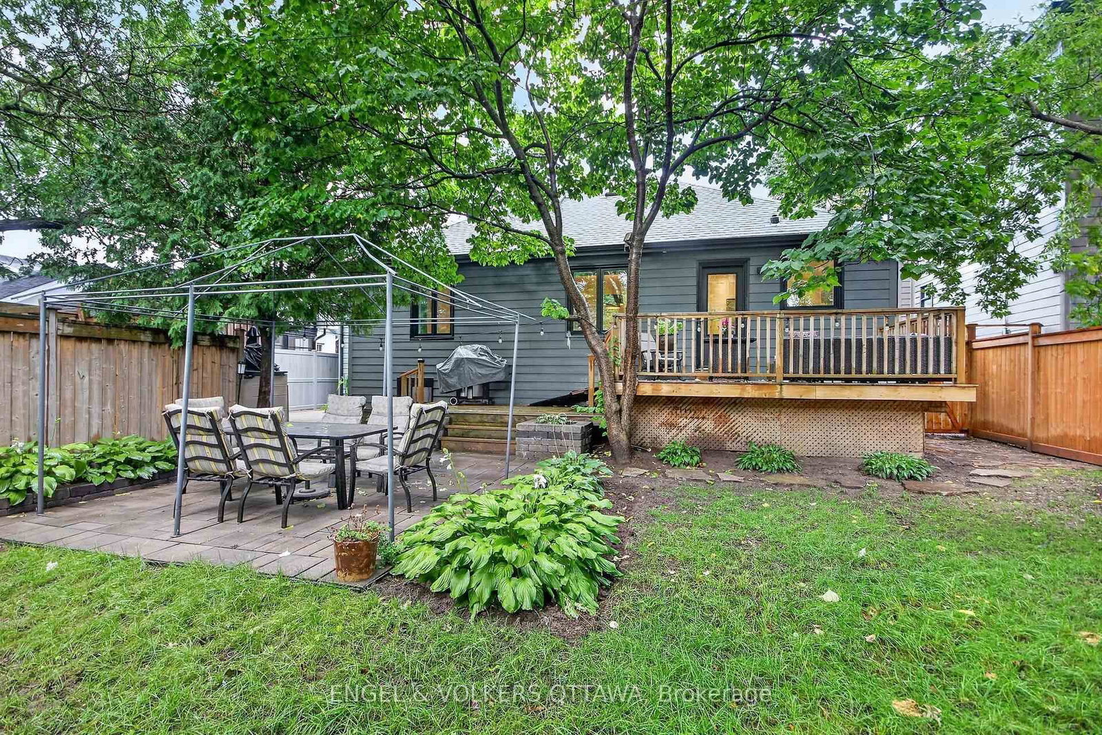 390 Princeton Avenue • Ottawa, ON photo 50