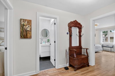 390 Princeton Avenue • Ottawa, ON photo 8