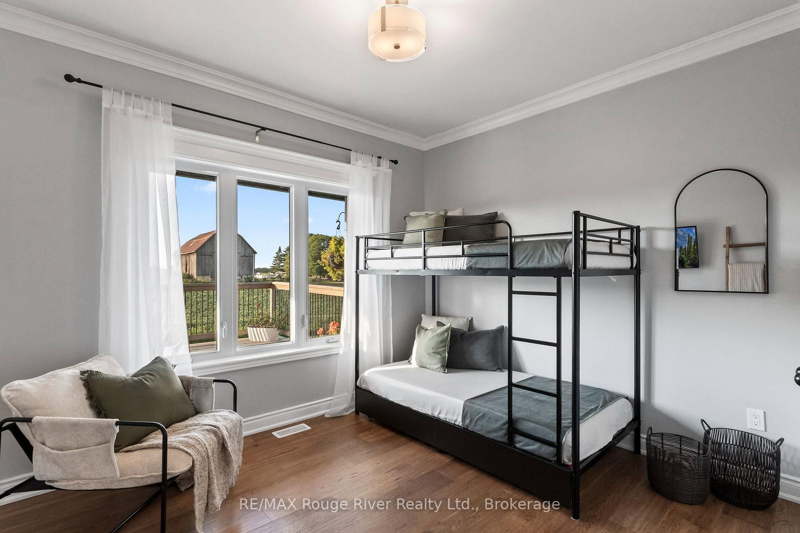 914 Sharpe Line • Cavan Monaghan, ON photo 38