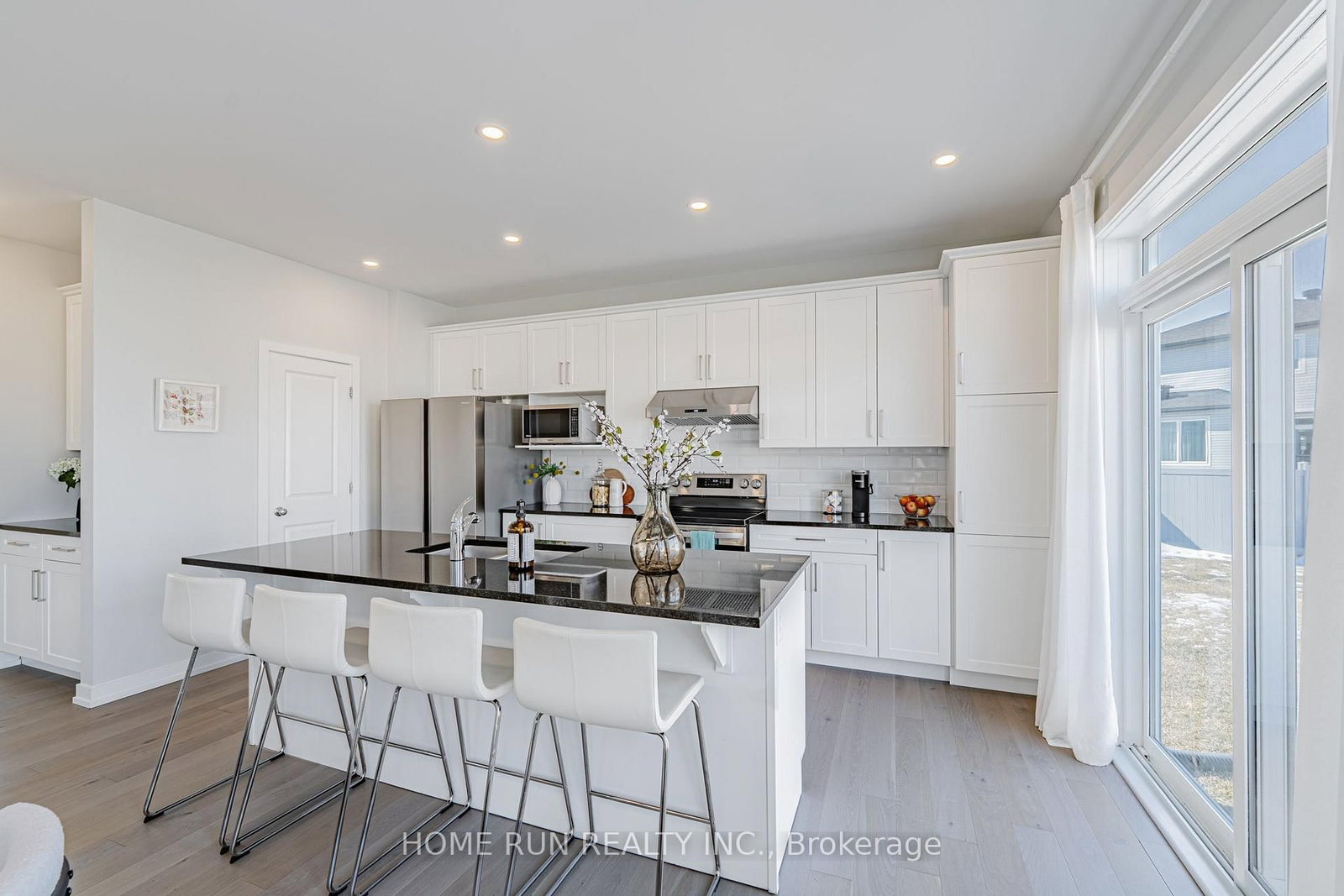 408 Gidran Circ, Ottawa, view 11