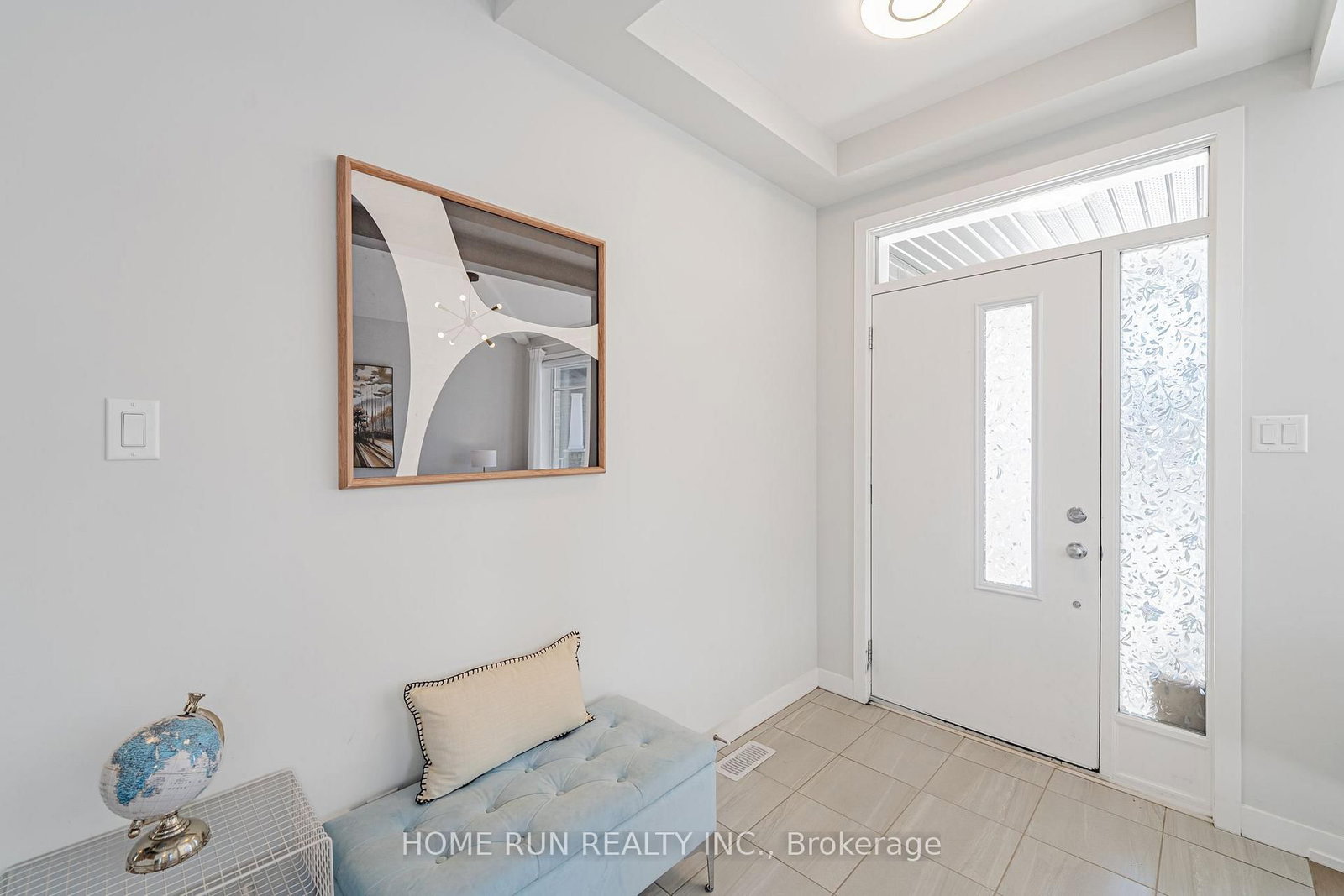 408 Gidran Circ, Ottawa, view 2