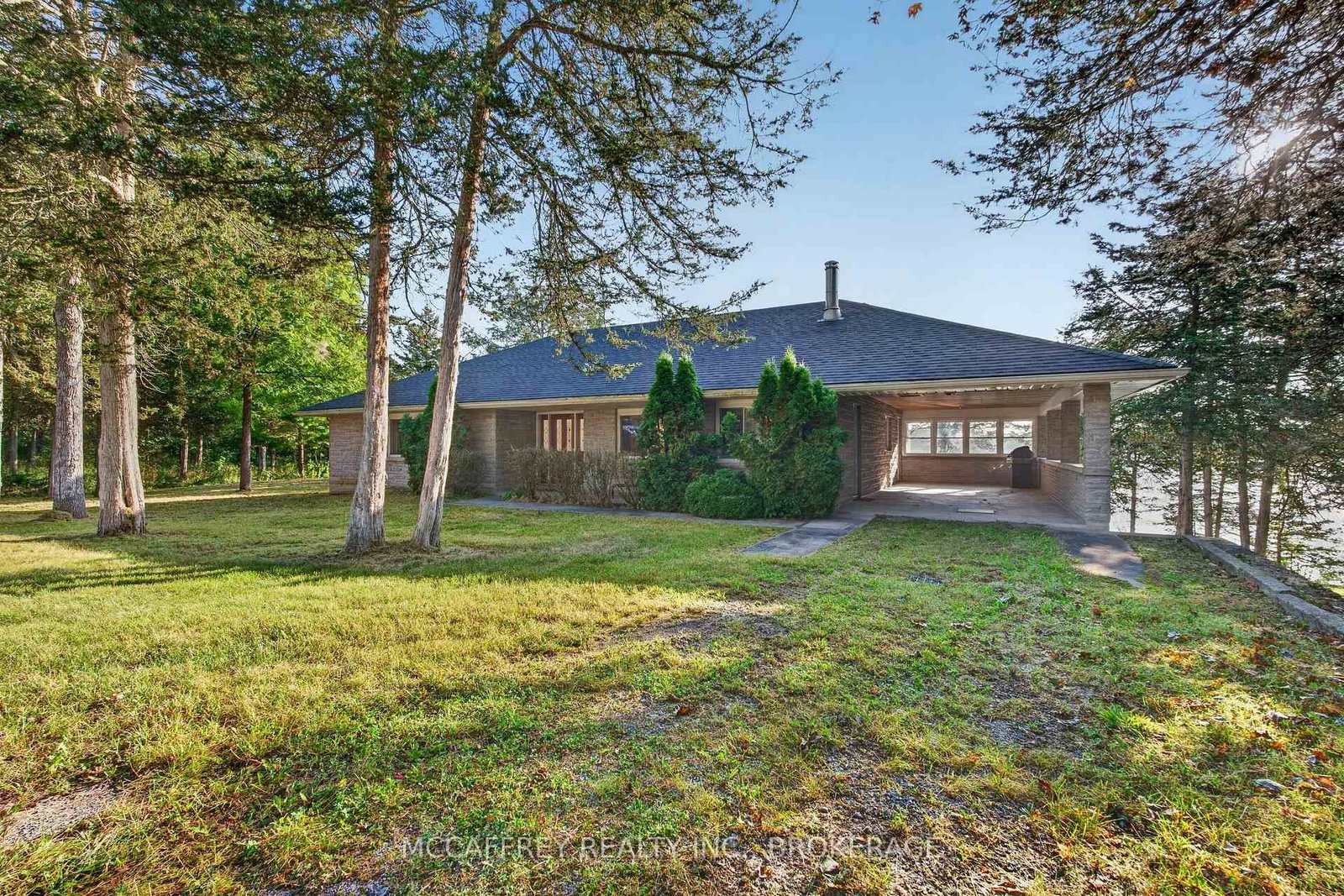 4563 County Rd 9 • Napanee, ON photo 4