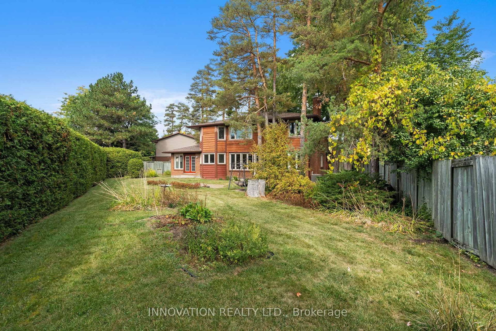 206 Cypress Court • Ottawa, ON photo 37