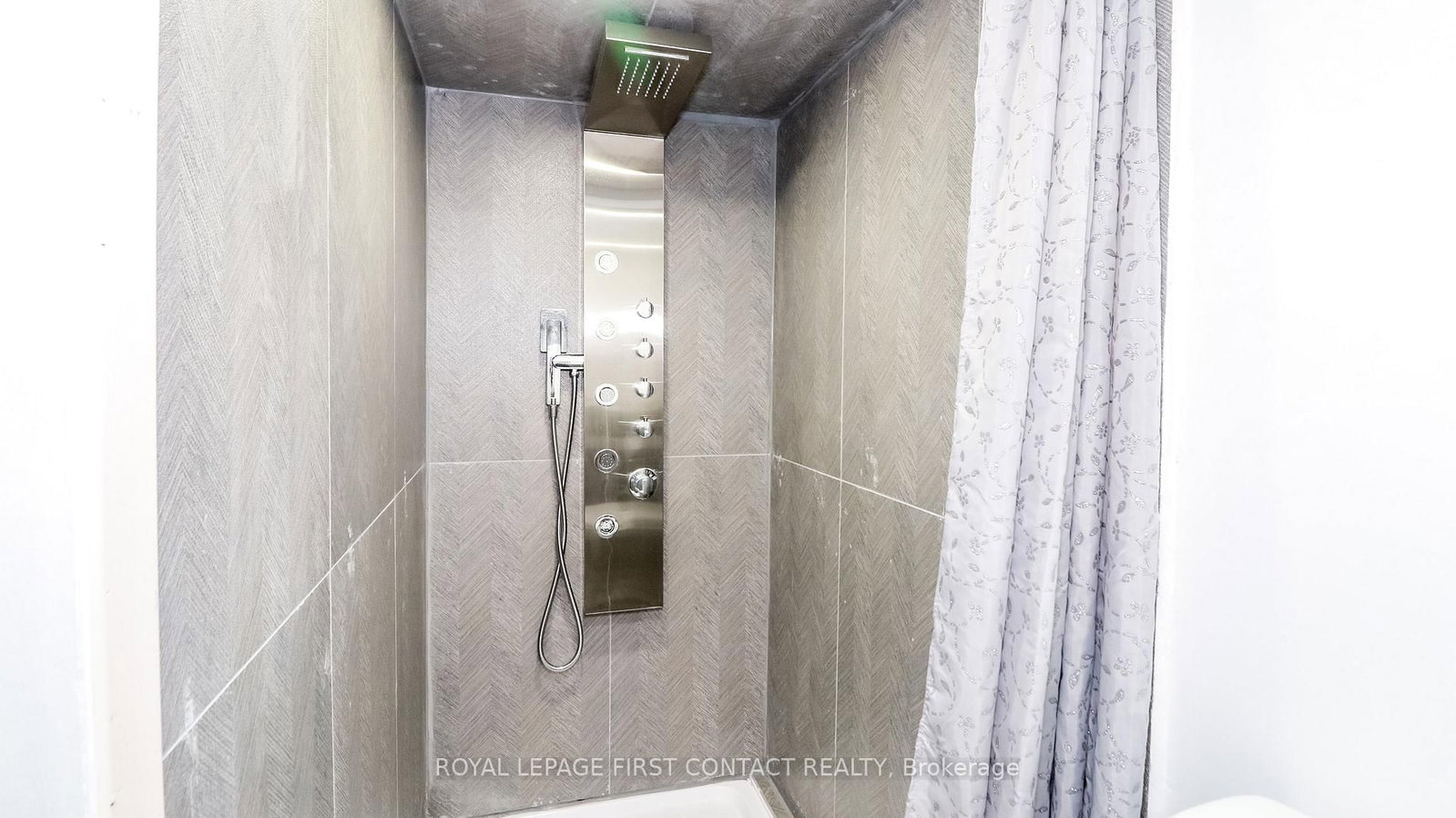 18 Kennedy Drive • Kawartha Lakes, ON photo 41