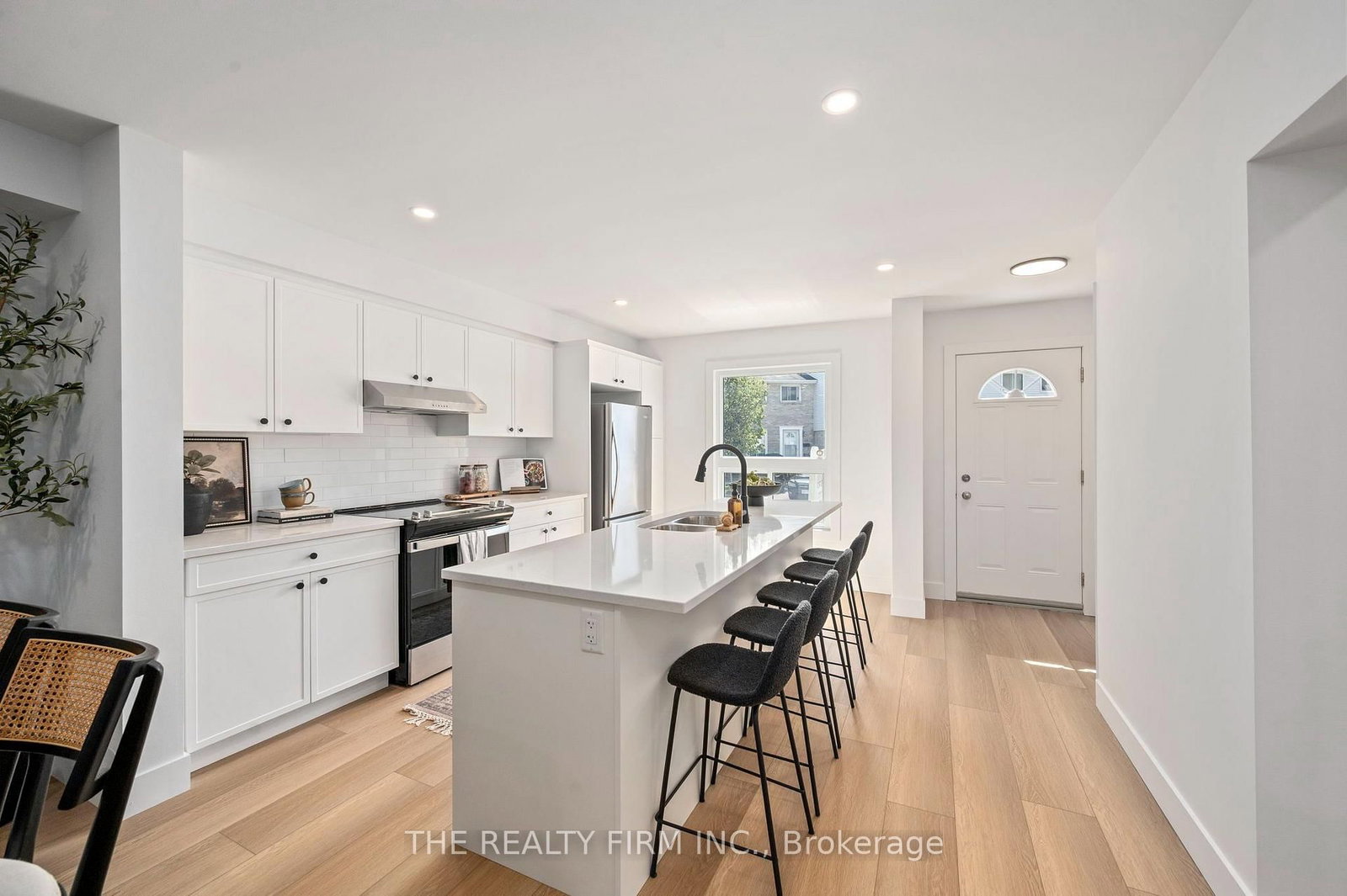 1786 Attawandaron Road • #11 • London North, ON photo 7
