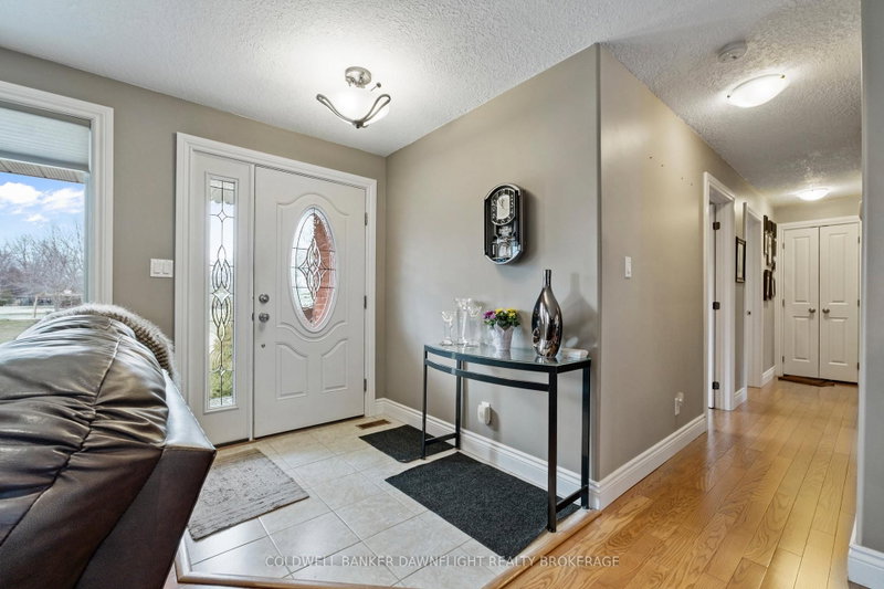 33960 Queen St photo 5