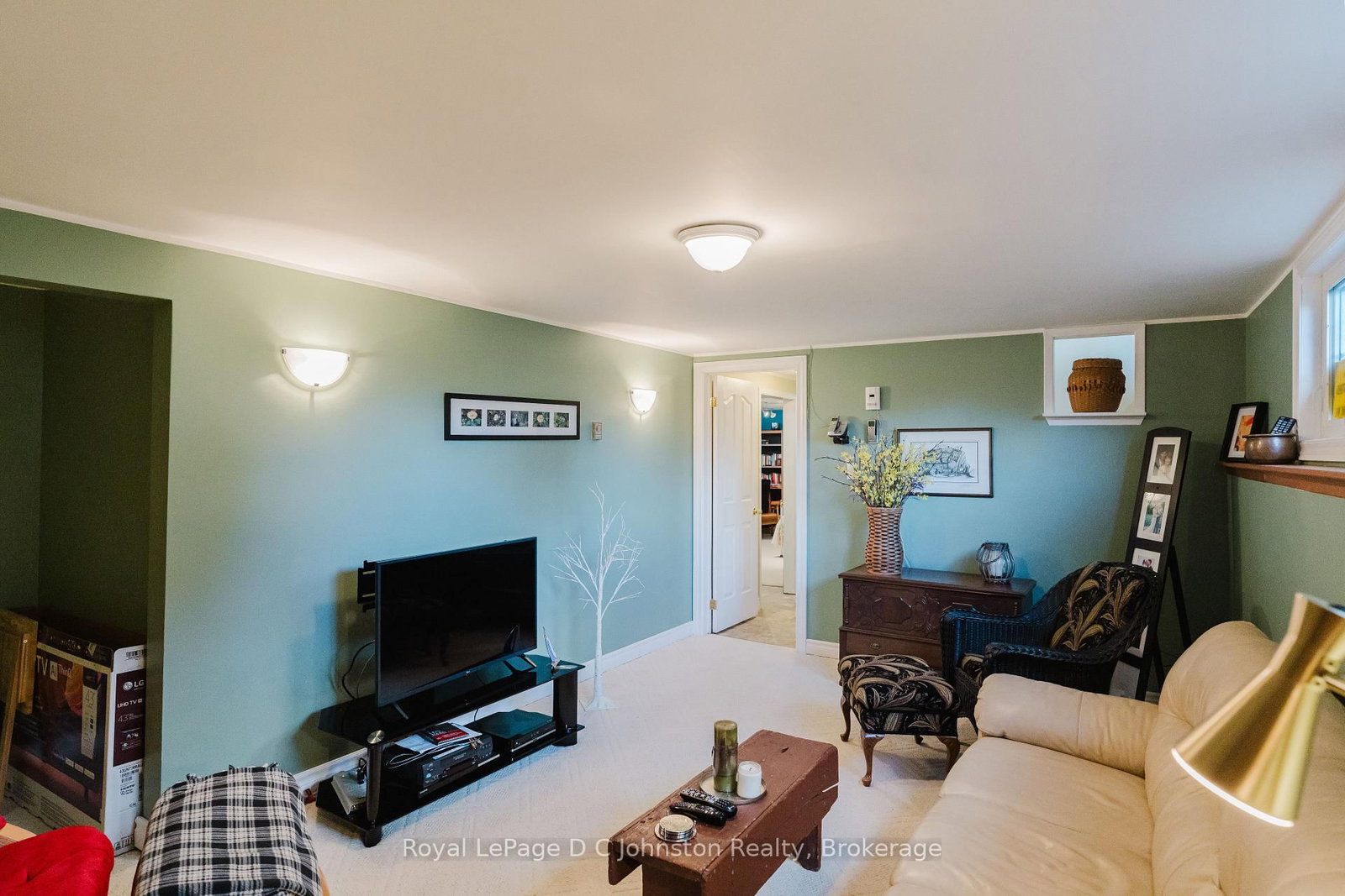 929 Wellington Street • Saugeen Shores, ON photo 28