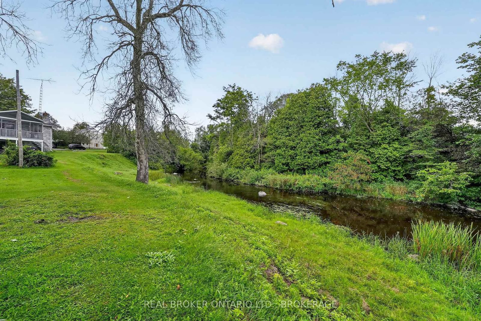 17550 Island Road • South Stormont, ON photo 37