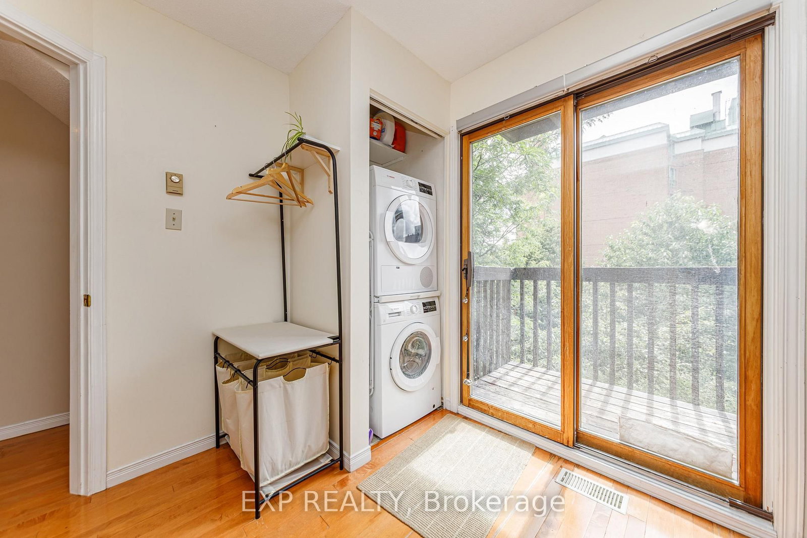 8 Maclean Street • Ottawa, ON photo 25