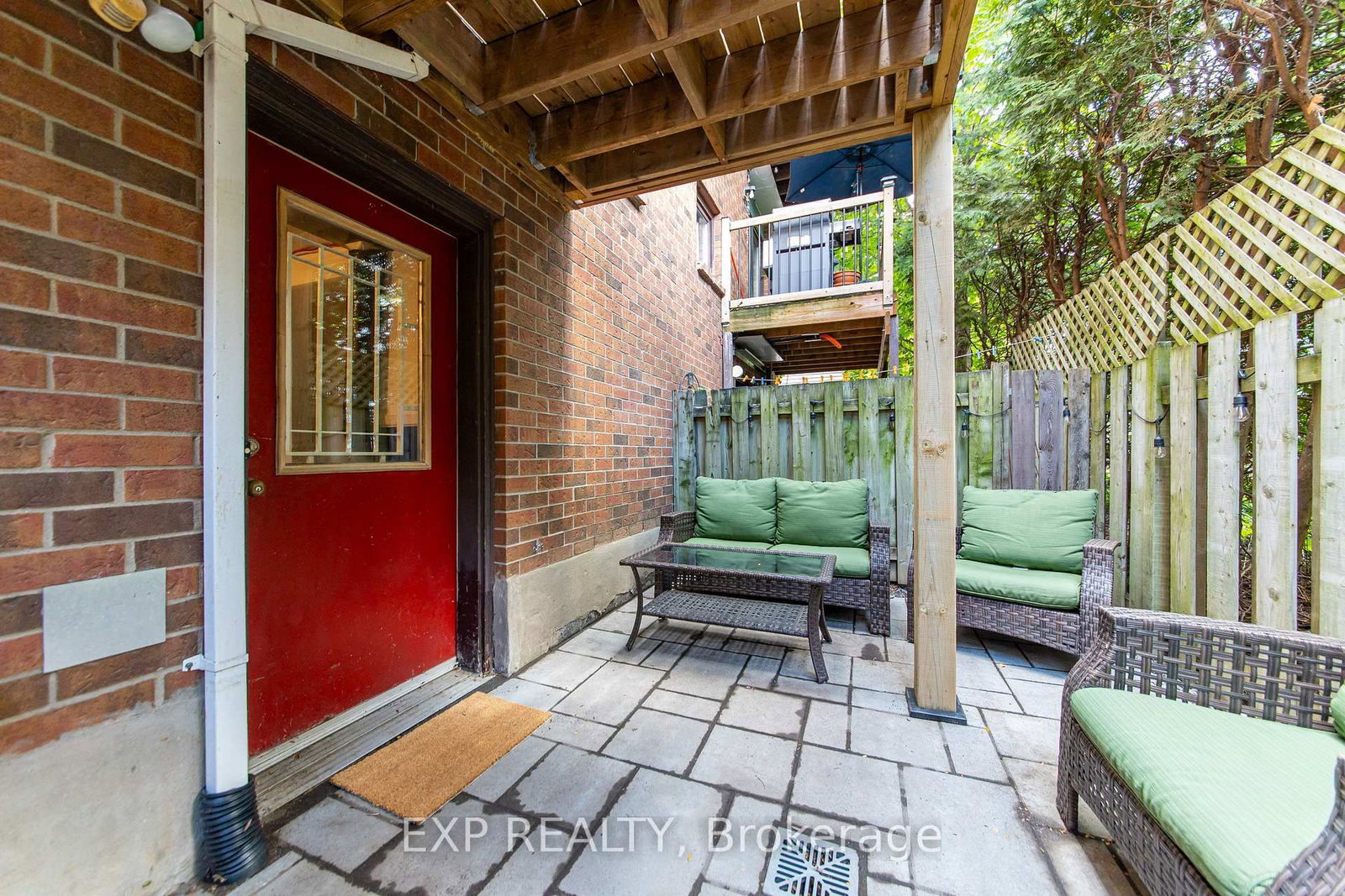 8 Maclean Street • Ottawa, ON photo 35