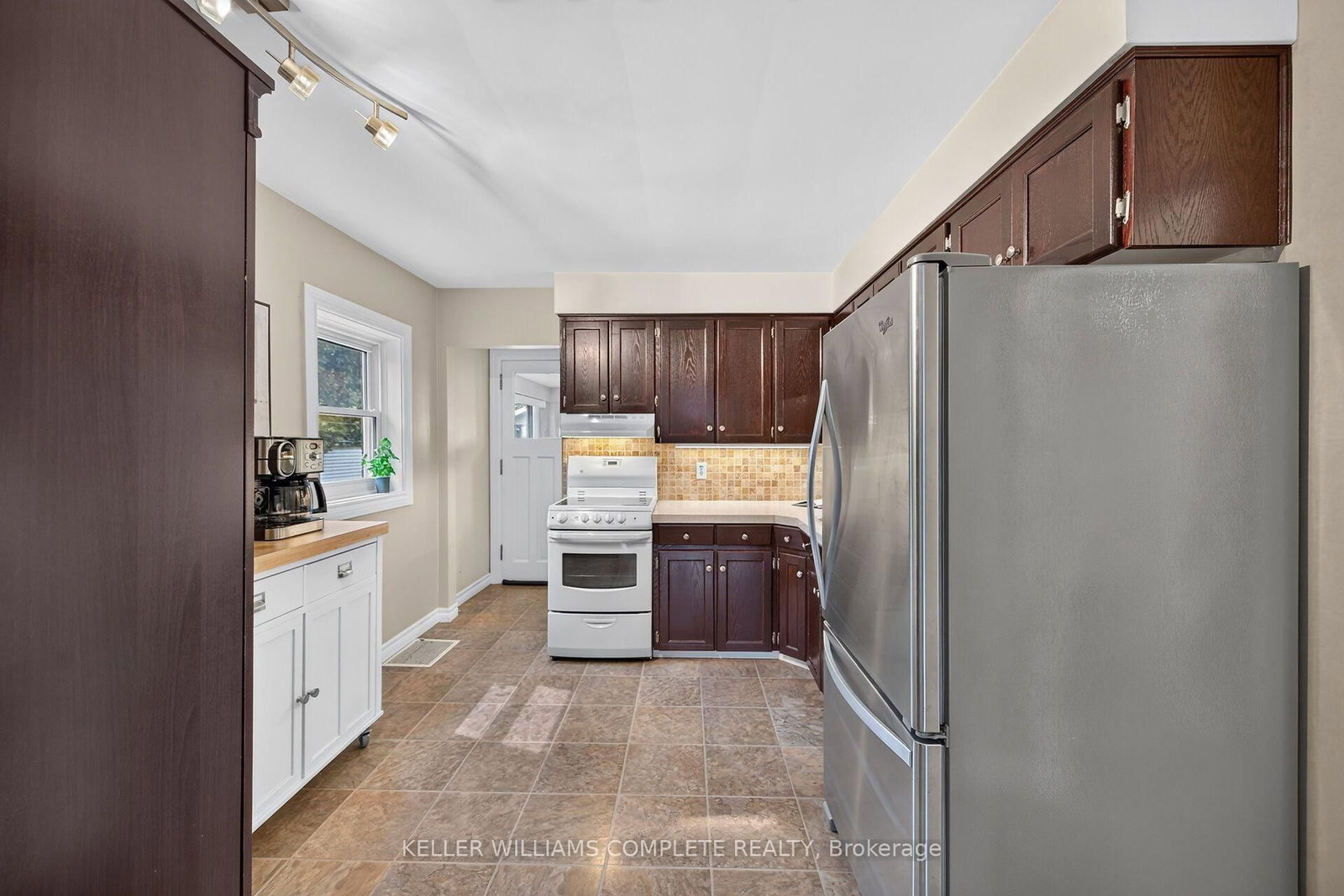 197 FAIRFIELD Avenue • Hamilton, ON photo 10