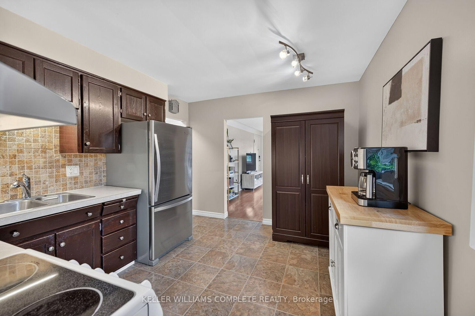 197 FAIRFIELD Avenue • Hamilton, ON photo 12