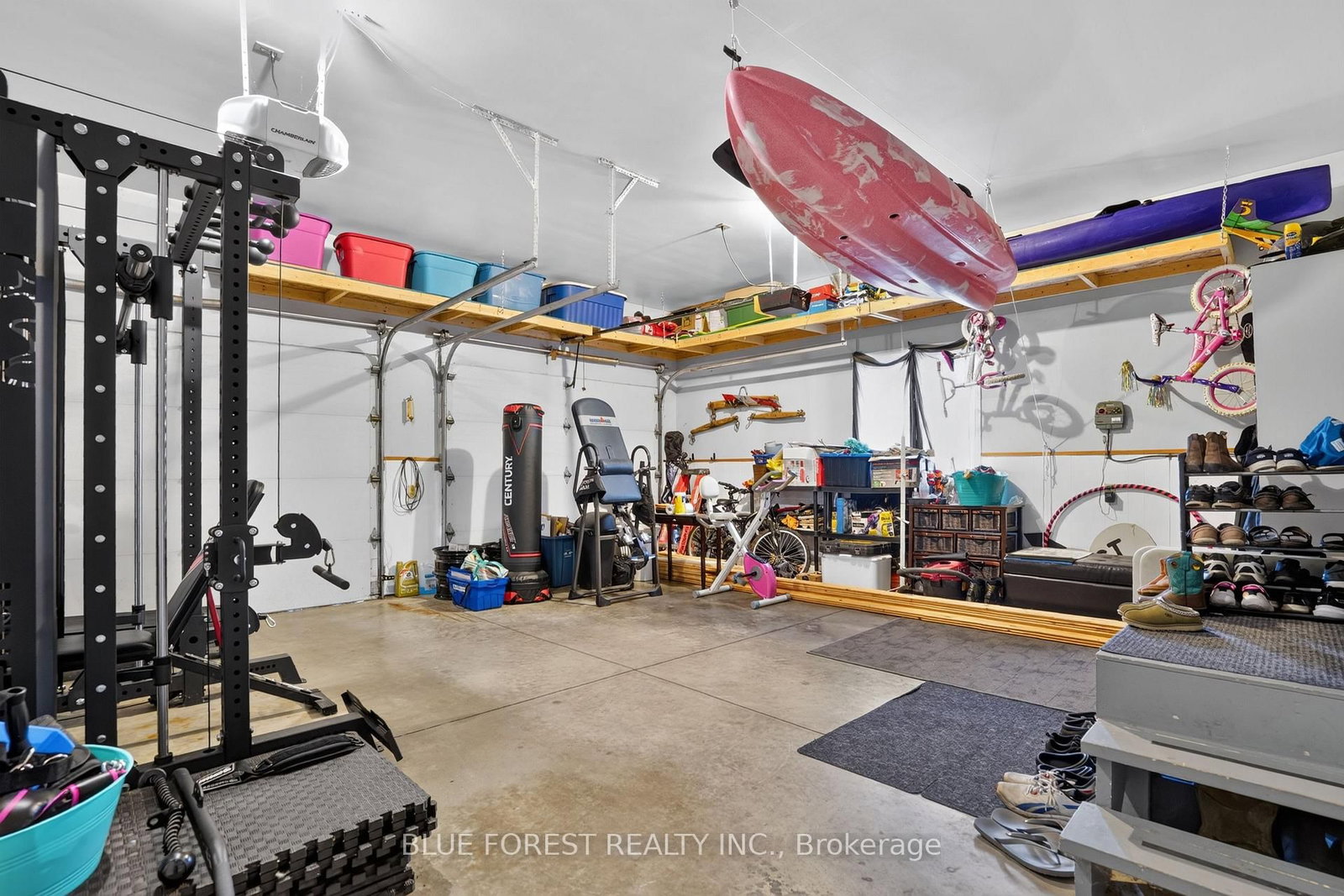 23081 PIONEER Line • West Elgin, ON photo 37