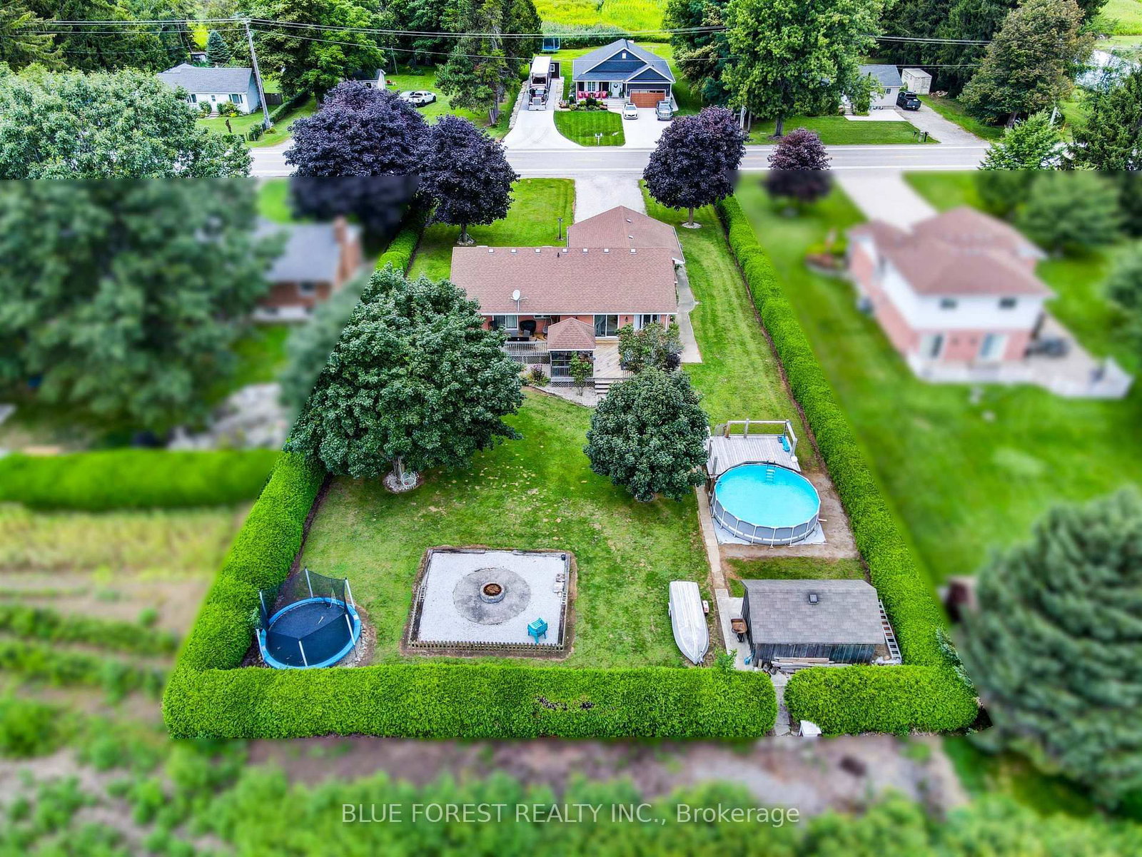 23081 PIONEER Line • West Elgin, ON photo 49