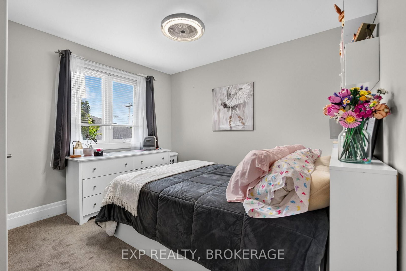 32 CURTIS Street • Prince Edward County, ON photo 25