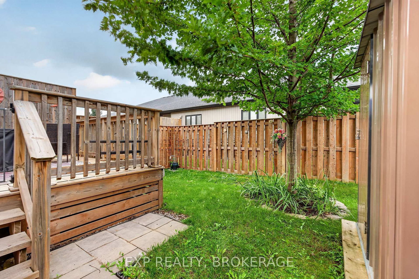 32 CURTIS Street • Prince Edward County, ON photo 45