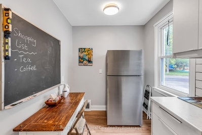 56 Winston Crescent • Guelph, ON photo 9