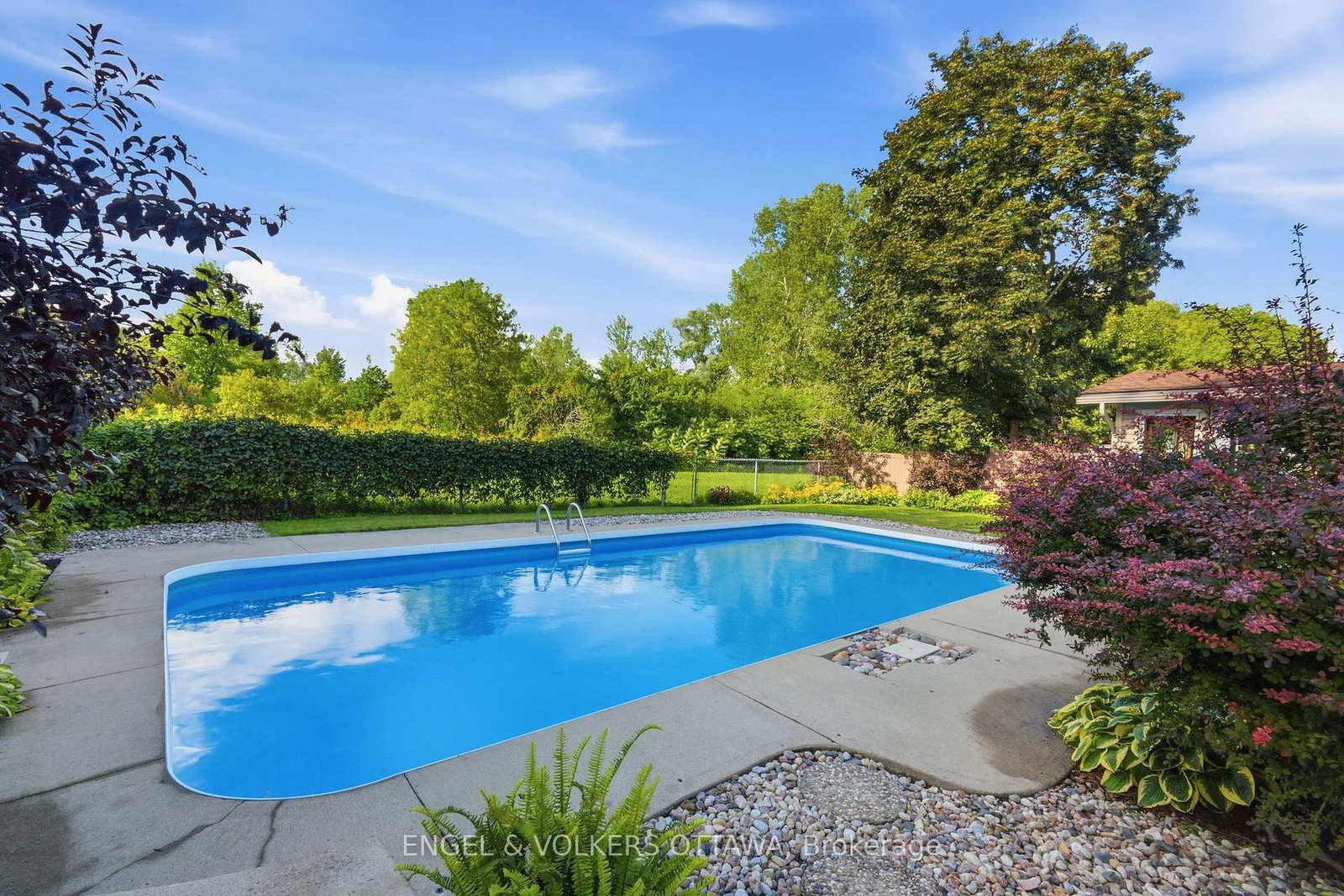 885 Plante Drive • Ottawa, ON photo 42