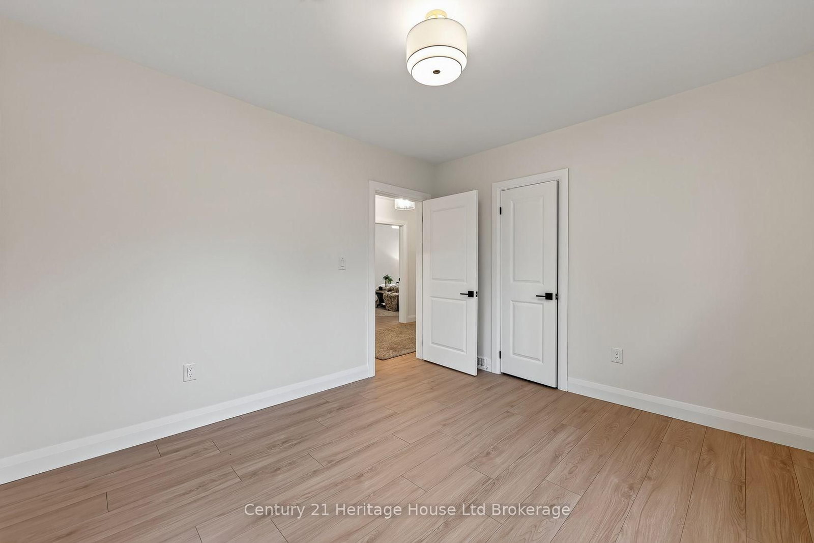 256 Union Street • Norfolk, ON photo 28