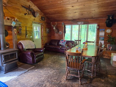 152 Addington Rd 3 • Cloyne, ON photo 3