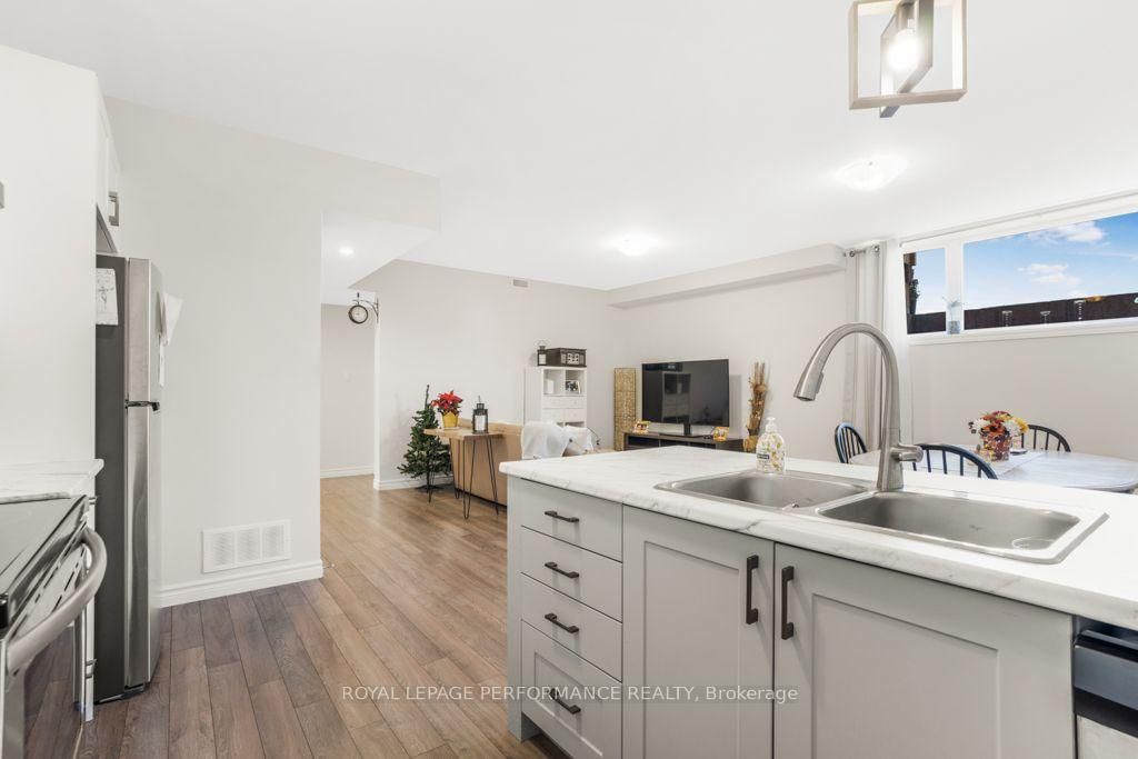 B - 4 Maxime Court, Clarence-Rockland 4