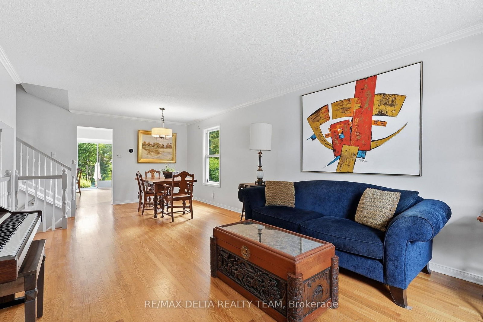 1587 Maxime Street • Ottawa, ON photo 14