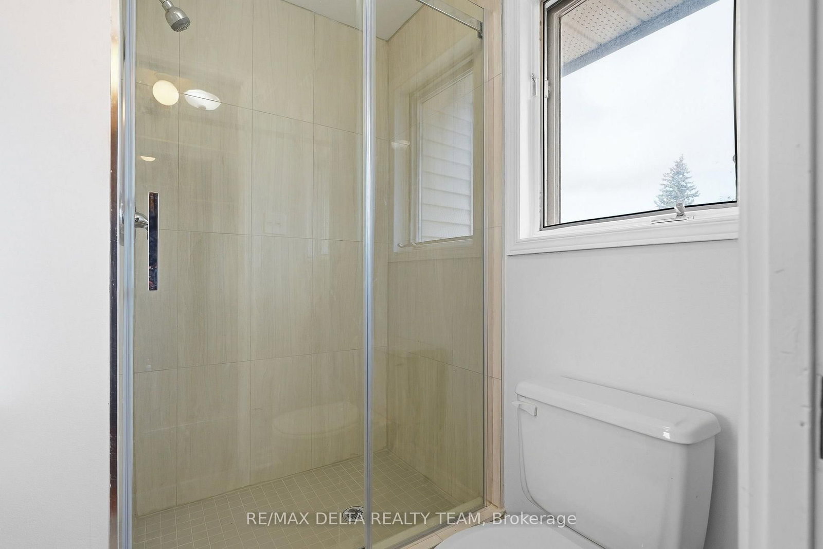 1587 Maxime Street • Ottawa, ON photo 27
